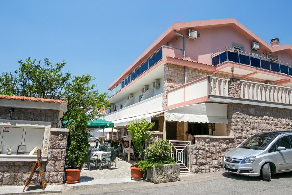 Apartments Stefan Bečići Eksteriør billede